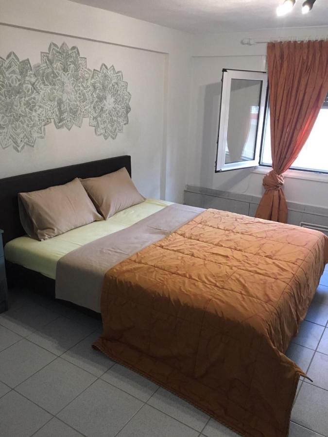 Komotini B Appartement Buitenkant foto