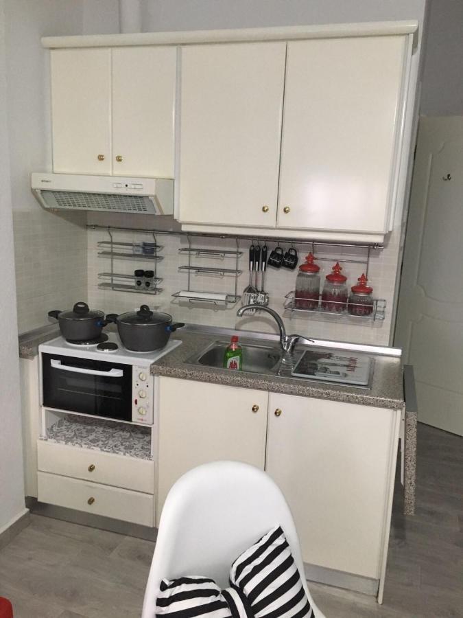 Komotini B Appartement Buitenkant foto